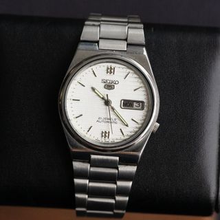 (Category: ) located in . Submitted by luxensg (Listing ID 1355356674, Image 1). Description: .