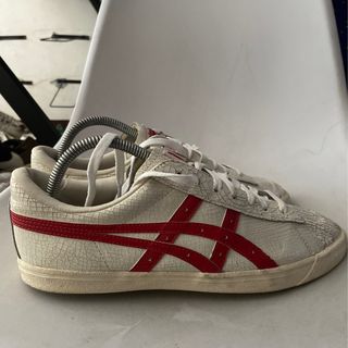 (Kategori: ) berada di . Dikirim oleh arkenz_sneakers.id (ID iklan 1355306371, Gambar 1). Deskripsi: .