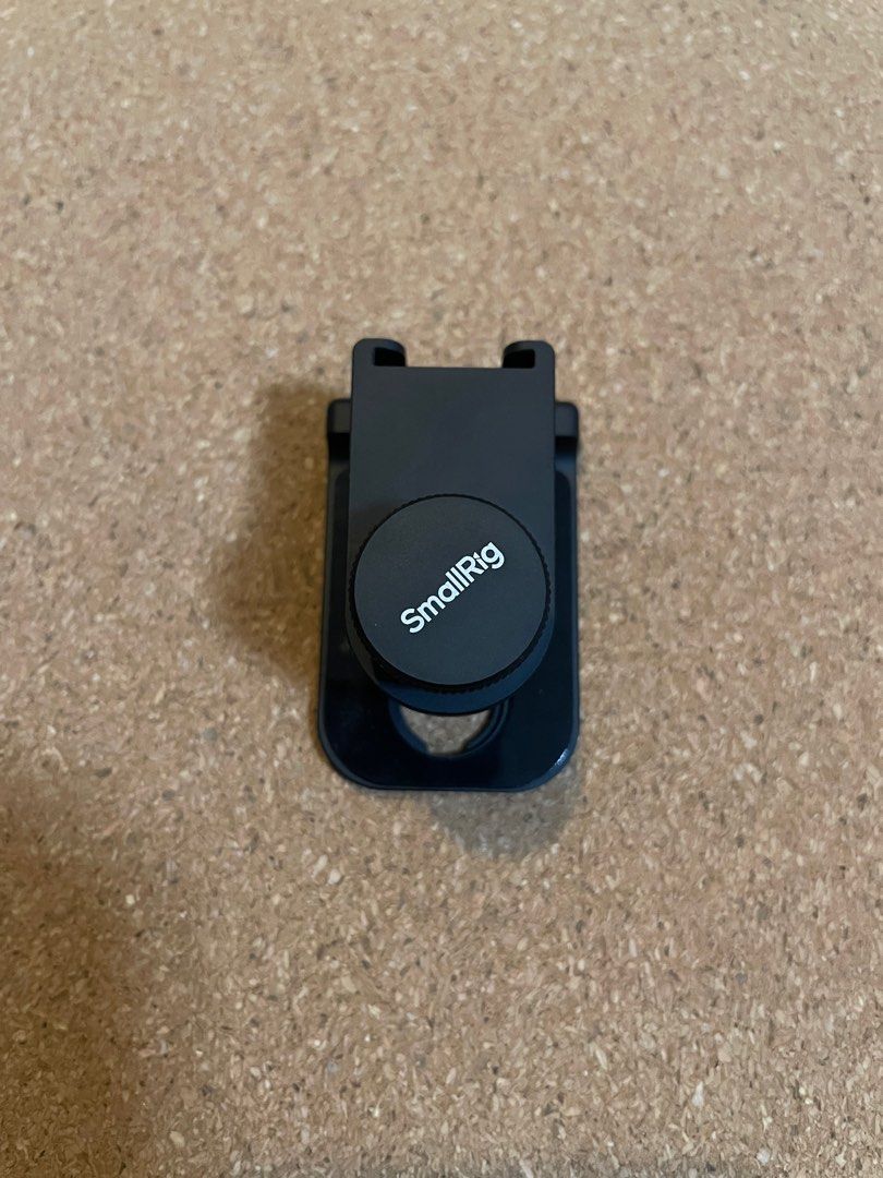 SmallRig Universal Lens Mount (Category: Other Photography Accessories) located in Angeles City. Submitted by carlgelbcd.1 (Listing ID 1355397278, Image 3). Description: SmallRig Universal Lens Mount: -For mobile phone photography/videography -New, bought from SmallRig.PH on the orange app -Accessory for SmallRig Add-On Lenses (T-mount) 📩📩📩.