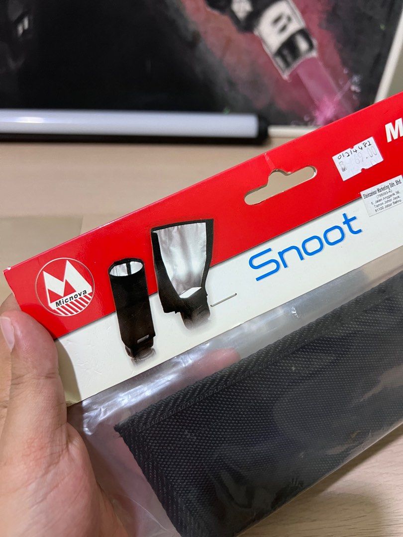 Speed light flash diffuser (Category: Other Accessories) located in Shah Alam. Submitted by ahmdbis (Listing ID 1355306595, Image 1). Description: Speed light flash diffuser brand New.