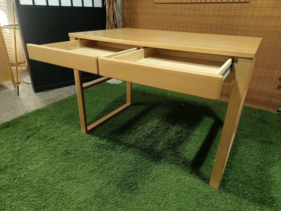 study table (Category: Tables & Sets) located in Valenzuela. Submitted by jenelyn6 (Listing ID 1355369096, Image 2). Description: 😍SOLID WOOD!! MODERN!! SUPER KINIS!!😍 Modern Study / Office Desk Table with Drawers SOLID WOOD, Heavy-duty, Super Kinis Price : 8500 41L x 26W x 30H inches In VERY good condition Code HOMEBOSS 619.