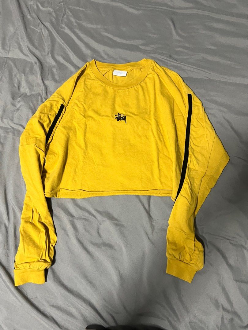 Stussy Mustard Yellow Crop Top Authentic (Category: Others Tops) located in Marikina City. Submitted by pepitsells (Listing ID 1355336216, Image 3). Description: stussy croptop with kill bill vibes :0 stand out with this calm yellow croptop! 17Lx21W pm for detailed pics and dimes rfs: not being used anymore MOP: Gcash.