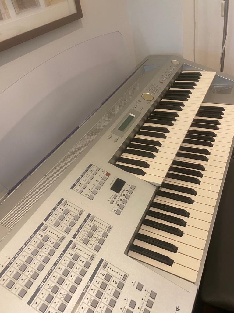 Yamaha Electone STAGEA ELB-01, Hobbies & Toys, Music & Media, Musical ...