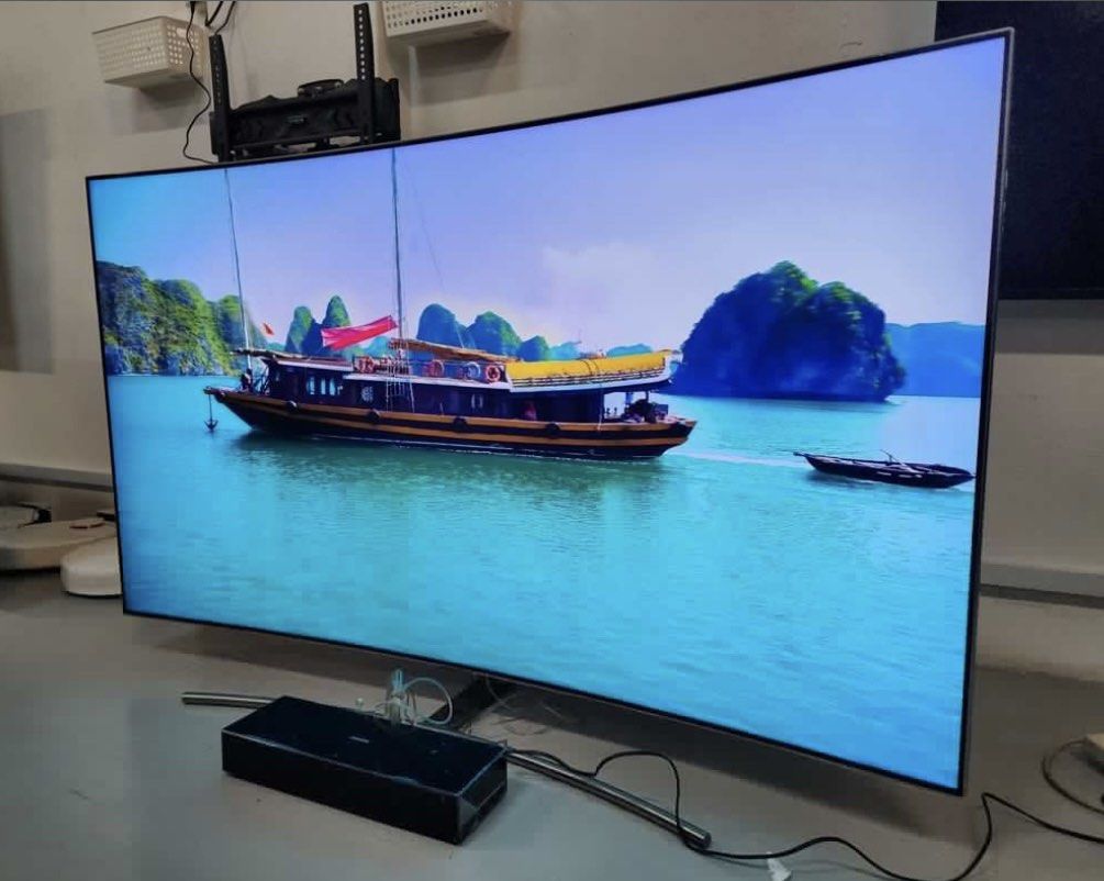 65 Inches Samsung Curve 4K UHD QLED Smart tv 2023 model, TV & Home ...