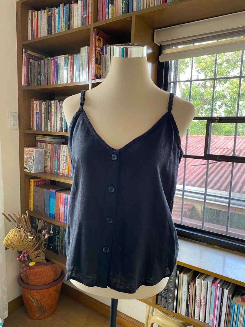 Authentic Cotton:On Sleeveless Top (never been used) (Category: Sleeveless) located in Batangas. Submitted by itsmeaudi (Listing ID 1355548830, Image 1). Description: * no flaws * never been used (tag removed already) * sf c/o buyer * RFS: too many tops.
