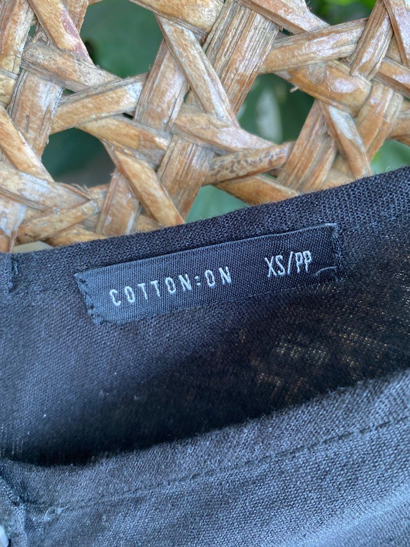 Authentic Cotton:On Sleeveless Top (never been used) (Category: Sleeveless) located in Batangas. Submitted by itsmeaudi (Listing ID 1355548830, Image 3). Description: * no flaws * never been used (tag removed already) * sf c/o buyer * RFS: too many tops.