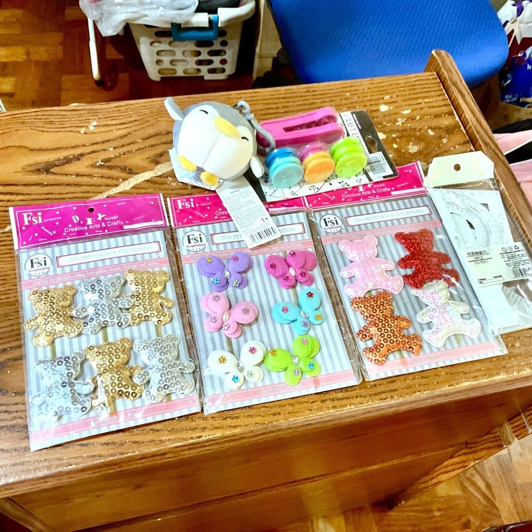 Bnew Bundle! Arts & Crafts (6 items) (Category: Craft Supplies & Tools) located in Manila. Submitted by amazingshopper2024 (Listing ID 1354687696, Image 1). Description: All brand new items! Inclusions: - 3 sets of scrapbook appliqués - 1 set of handheld embosser with 6 settings - 1 Japanese ruler set (4pcs) - 1 Miniso penguin plushie/stuffed toy buyer will shoulder shipping fee.