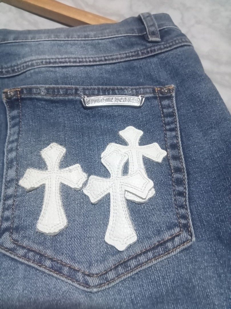 Crome Hearts jeans (Category: Jeans) located in Sagay. Submitted by kennie_3377 (Listing ID 1355515411, Image 3). Description: in good condition.