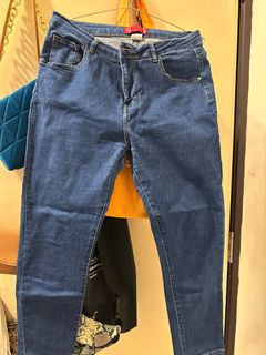 (Category: ) located in . Submitted by walkingmermaid (Listing ID 1355621306, Image 1). Description: .