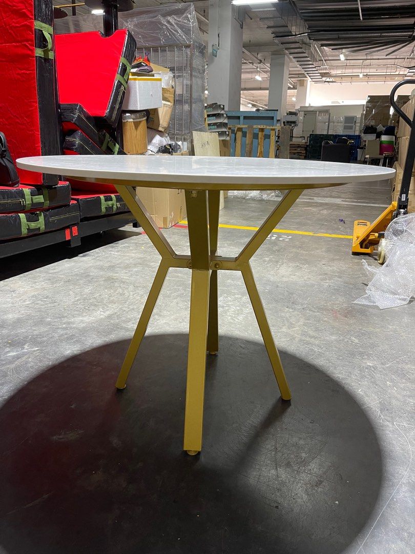 Marble Dining table (Category: Tables & Sets) located in Singapore. Submitted by grabandgoooo (Listing ID 1355504749, Image 2). Description: 100D x 77H Grab & go! Minor defect & stains (Not for fussy buyers) Have to arrange your own transportation for pick up .