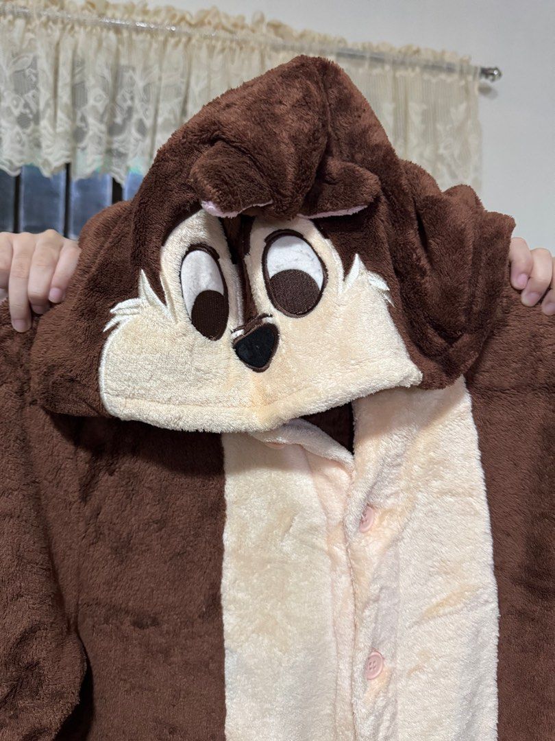 Disney Kigurumi Chipmunk Onesies (Category: Babies & Kids Fashion) located in Palayan City. Submitted by decluttering_2018 (Listing ID 1355502152, Image 2). Description: Orig from Japan Size 150 .
