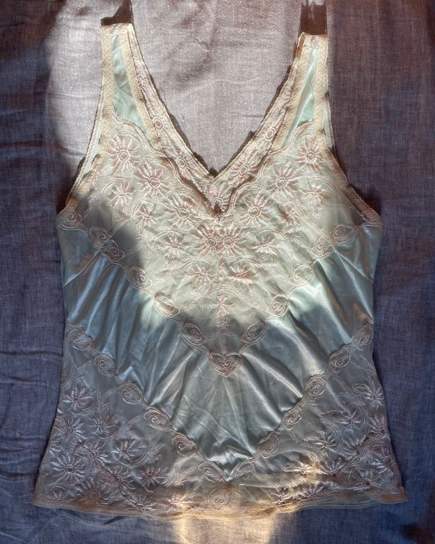 ✨ fairycore ✨ whimsy lace details pastel vintage camisole y2k pinterest thrifted coquette japan (Category: Sleeveless) located in Singapore. Submitted by jingyuanj (Listing ID 1355532725, Image 3). Description: meetups or tracked mailing +3, free mailing for 2 or more items (can combine across listings) <3 thrifted from japan! super pretty and dainty fairycore cami, the lace and flower details are gorgeous 💖 fits size s-m, the perfect cottagecor