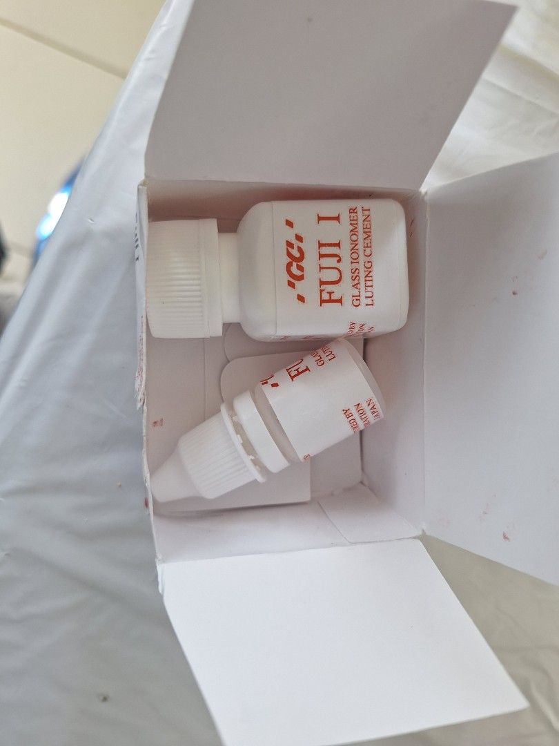 fuji glass ionomer 1 (Category: Medical Supplies & Tools) located in Malabon City. Submitted by gracedieb (Listing ID 1355481620, Image 2). Description: - once lang nagamit.