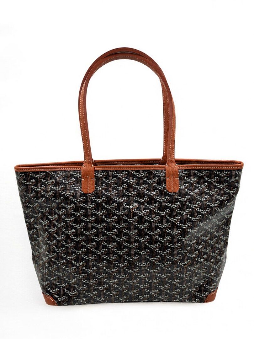 ⚜️Goyard Artois PM Bag (Category: Luxury Bags & Wallets) located in Makati City. Submitted by 90sangel (Listing ID 1355628821, Image 2). Description: •Item: Goyard Artois PM in Tan/Black 🖤 •Size: PM size (Medium) •Condition: As New! *We can help you source other size if you need. * this tote also boasts a convenient zipper closure, allowing to securely store & transport essentials with ease. ⚜️ *Includes original box, dustbag, paperbag and cards