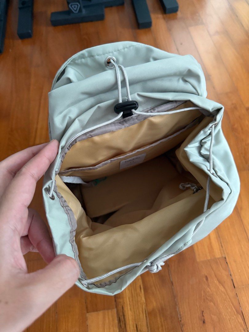 Hellolulu backpack (Category: Backpacks) located in Singapore. Submitted by thediveroom (Listing ID 1355545976, Image 2). Description: Bought wrong size, brand new Self collection only.