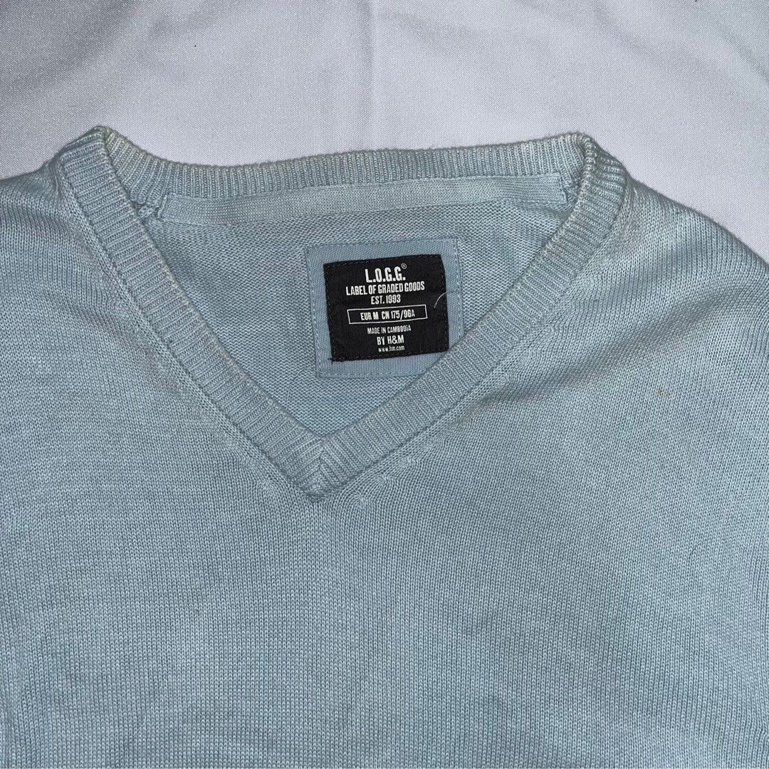 H&M L.O.G.G Sweater (Category: Longsleeves) located in Las Pinas. Submitted by preloved4am (Listing ID 1355603916, Image 2). Description: rfs: decluttering • dm for more details • medium.