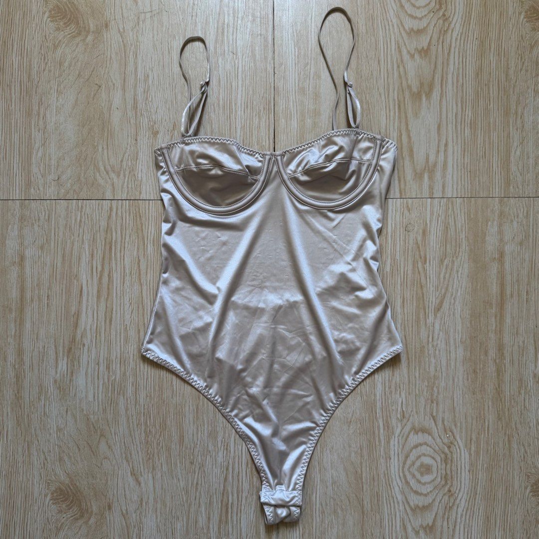 H&M Silky Backless Lingerie Bodysuit (Category: Undergarments & Loungewear) located in Carmona. Submitted by rrgl94 (Listing ID 1355511208, Image 2). Description: Size S Adjustable straps Never worn.