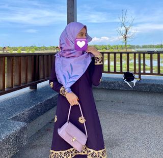 (Category: ) located in . Submitted by ayarose00 (Listing ID 1355561034, Image 1). Description: .