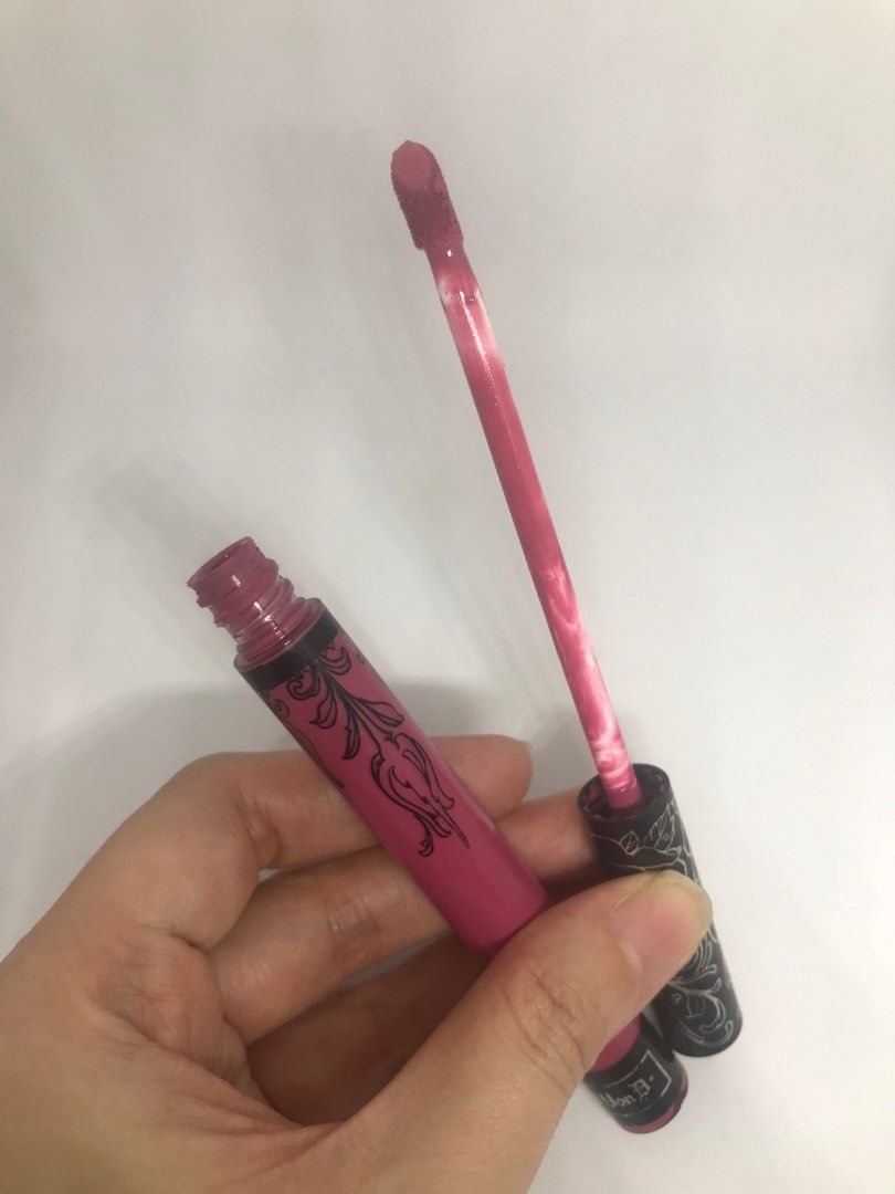 Kat Von D Everlasting Liquid Lipstick Mother (Category: Makeup) located in Quezon City. Submitted by currency27 (Listing ID 1355606518, Image 3). Description: Authentic Used a fee times With box Issue: I don’t remember when I bought it hence selling low RFS: raising funds, not into collecting make up anymore Pick up/checking of item is allowed in Xavierville in Quezon City. No other meet up place. No free shipping, buyer will take care of SF. I c