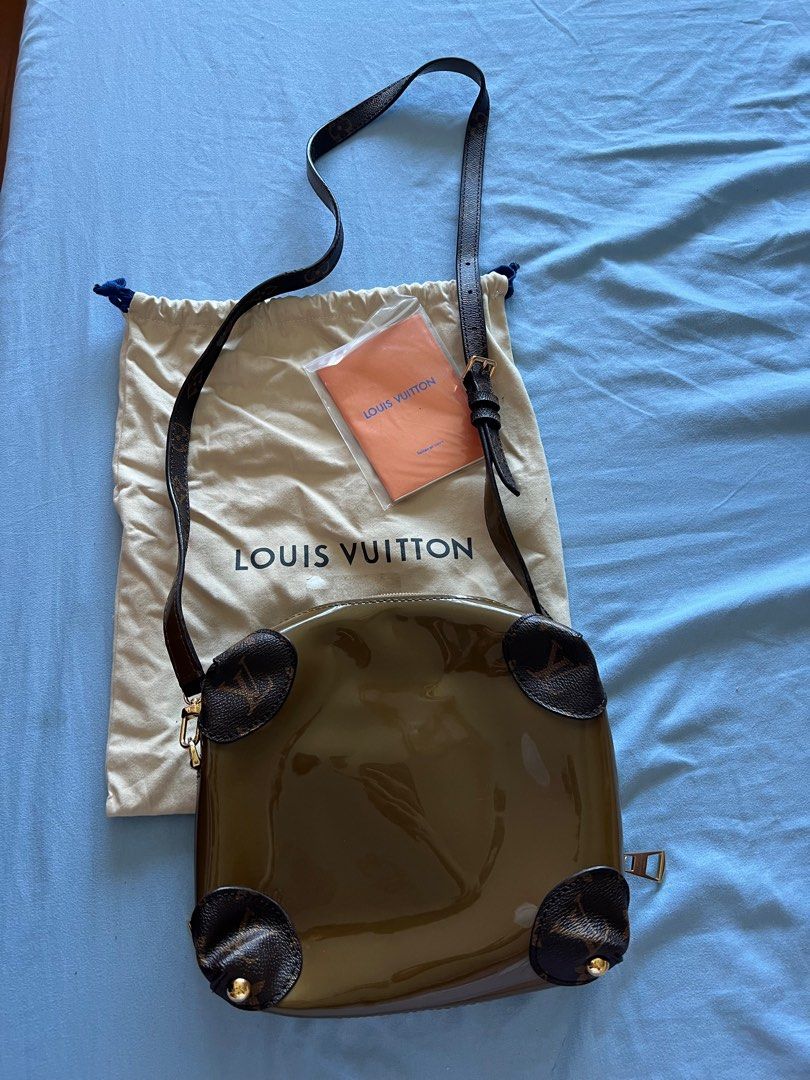 Louis Vuitton Venice Cross Body Bag (Category: Luxury Bags & Wallets) located in Manila. Submitted by declutterforamari (Listing ID 1355534384, Image 2). Description: Message for more pictures and details. Thank you :).