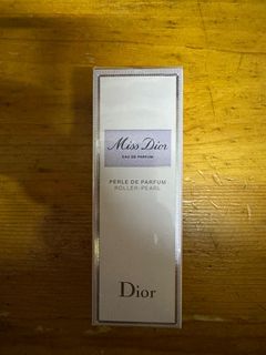 （分類：）位於 。 由 decluttering2020 提交（商品編號 1355613025，圖片 1）。簡介： 。