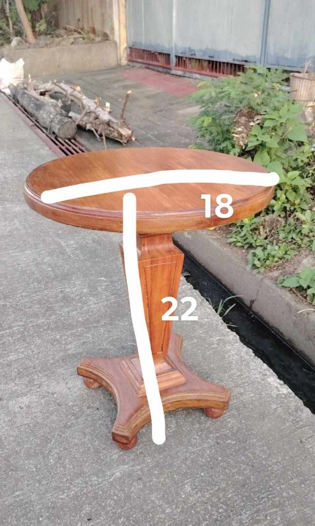 Old Coffee Table (Category: Other Home Furniture) located in Rizal. Submitted by mommykiee (Listing ID 1355520971, Image 3). Description: Old Coffee table Made of narra wood Size: D18 H22inch Newly stripped & varnished Ready to use.
