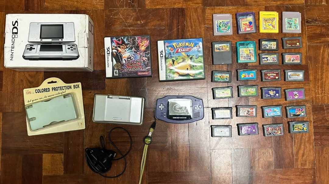 Nintendo DS with original box & Gameboy Advance & Assorted NDS and GBA ...
