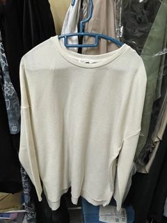(Category: ) located in . Submitted by pre__loved24 (Listing ID 1355605981, Image 1). Description: .