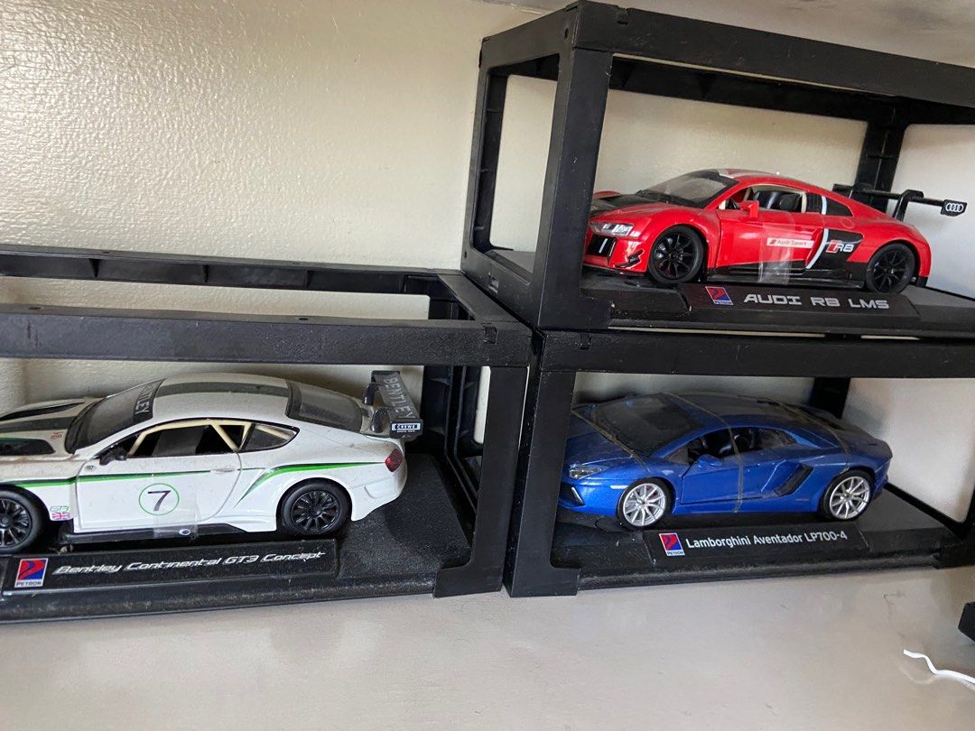 Petron cars limited edition (Category: Vehicle & Diecast Models) located in Quezon City. Submitted by aaakids (Listing ID 1355465090, Image 1). Description: Take all for 3k Limited edition Collectible high ends cars.