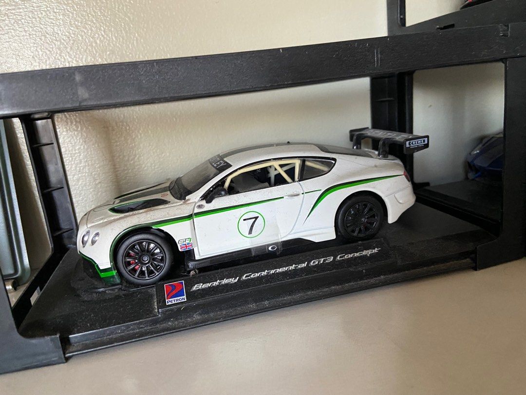 Petron cars limited edition (Category: Vehicle & Diecast Models) located in Quezon City. Submitted by aaakids (Listing ID 1355465090, Image 2). Description: Take all for 3k Limited edition Collectible high ends cars.