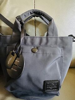 （分類：）位於 。 由 guccilee21 提交（商品編號 1355498832，圖片 1）。簡介： 。