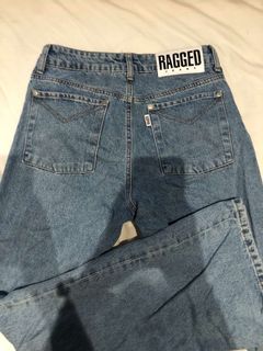 (Category: ) located in . Submitted by quelli (Listing ID 1355497356, Image 1). Description: .