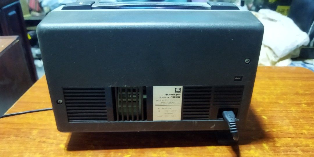 Sankyo 8mm Projector (Vintage) (Category: Video Cameras) located in Pasay City. Submitted by marineljapansurplus (Listing ID 1355572061, Image 3). Description: Sankyo Super 8 Dualux 1000 Vintage 8mm Projector Made in Japan With Power With Lamp No 8mm tapes available to test Pang collector, pang museum Power 🔌: 100v 210W Price: ₱2,500 Location: Cabrera Pasay City.
