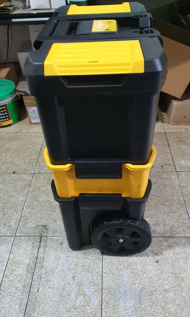STANLEY 3 in 1 Mobile Tool Box with wheels 80 151 model (Category: Construction Tools & Equipment) located in Manila. Submitted by rikkfitt (Listing ID 1355510449, Image 2). Description: stanley original 3 in 1 mobile tool box with wheels 80 151 model pick up or lalamove 4,995 SRP slightly negotiable.