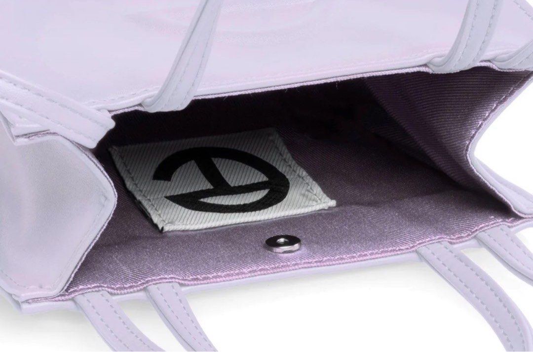 Telfar Small Shopping Bag in Lavender (Category: Luxury Bags & Wallets) located in Quezon City. Submitted by mesvetements (Listing ID 1355570083, Image 3). Description: Barely used DM for actual photos 💌.