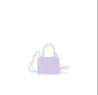 (Category: ) located in . Submitted by mesvetements (Listing ID 1355570083, Image 1). Description: .