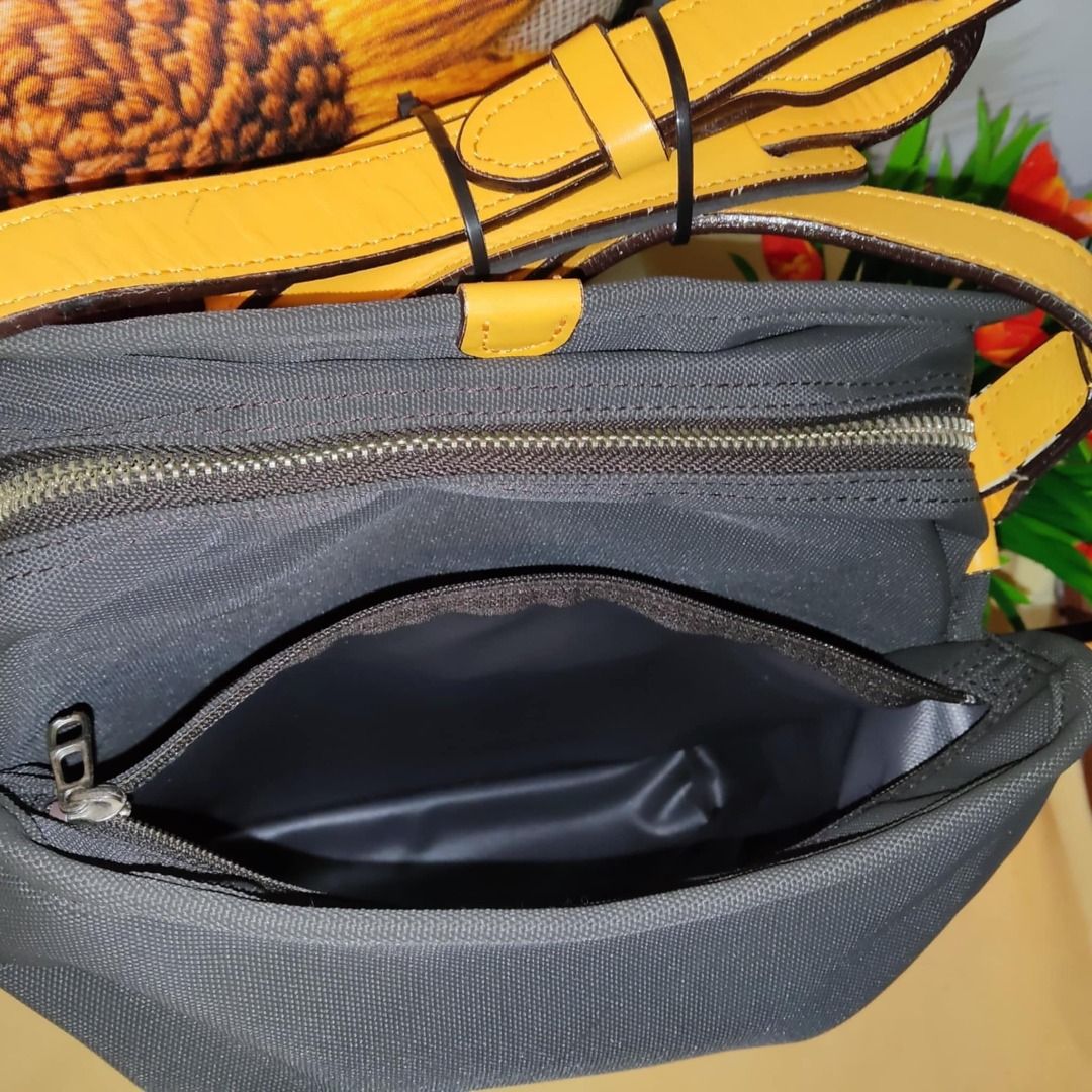 TNA Sling/Body Bag (Category: Sling Bags) located in Quezon City. Submitted by legitimo (Listing ID 1355615455, Image 2). Description: Fashion Sling Bag.