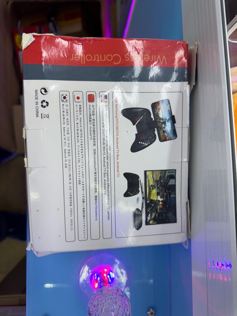 Wireless Controller （分類：手掣）位於 Hong Kong。 由 oddtree_6e4d0b 提交（商品編號 1355475263，圖片 2）。簡介： Wireless Controller OS: IOS 安卓 window。