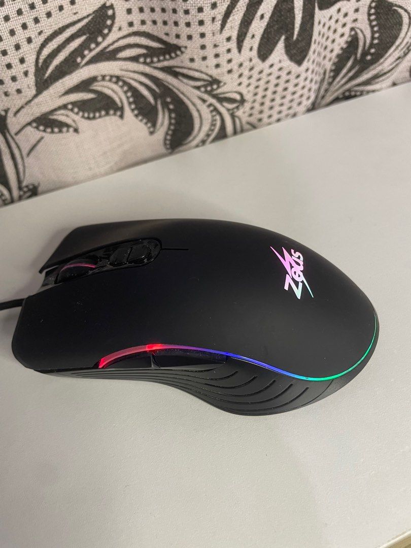 Zeus Wired RGB Gaming Mouse Backlight (Category: Mouse & Mousepads) located in Quezon City. Submitted by mugs.meowph (Listing ID 1355553785, Image 2). Description: .