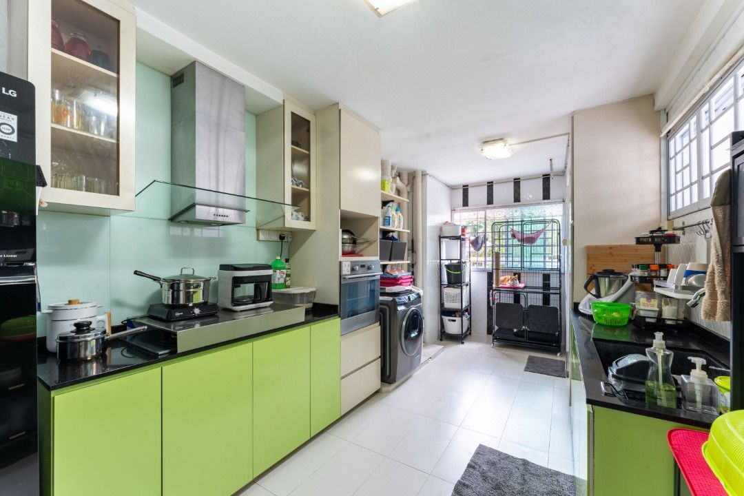 305 Jurong East Street 3263226197006467112