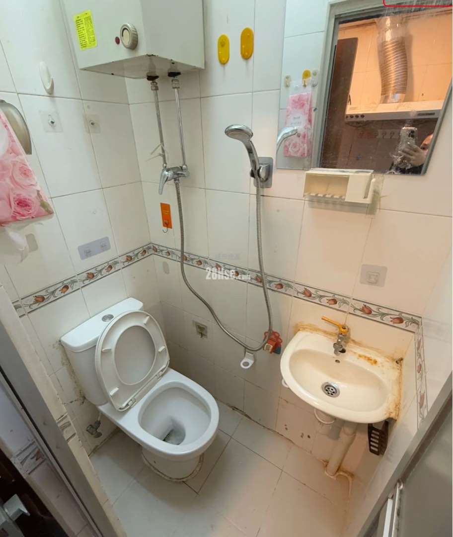 深水埗福華街超近地鐵站1房1廳1廁62865879549441112