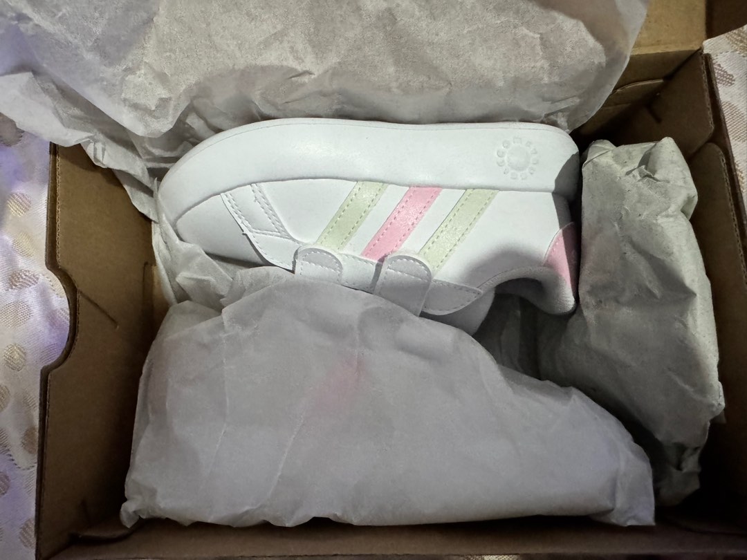 Adidas GRAND COURT Pink size 9k Babies Kids Babies Kids Fashion