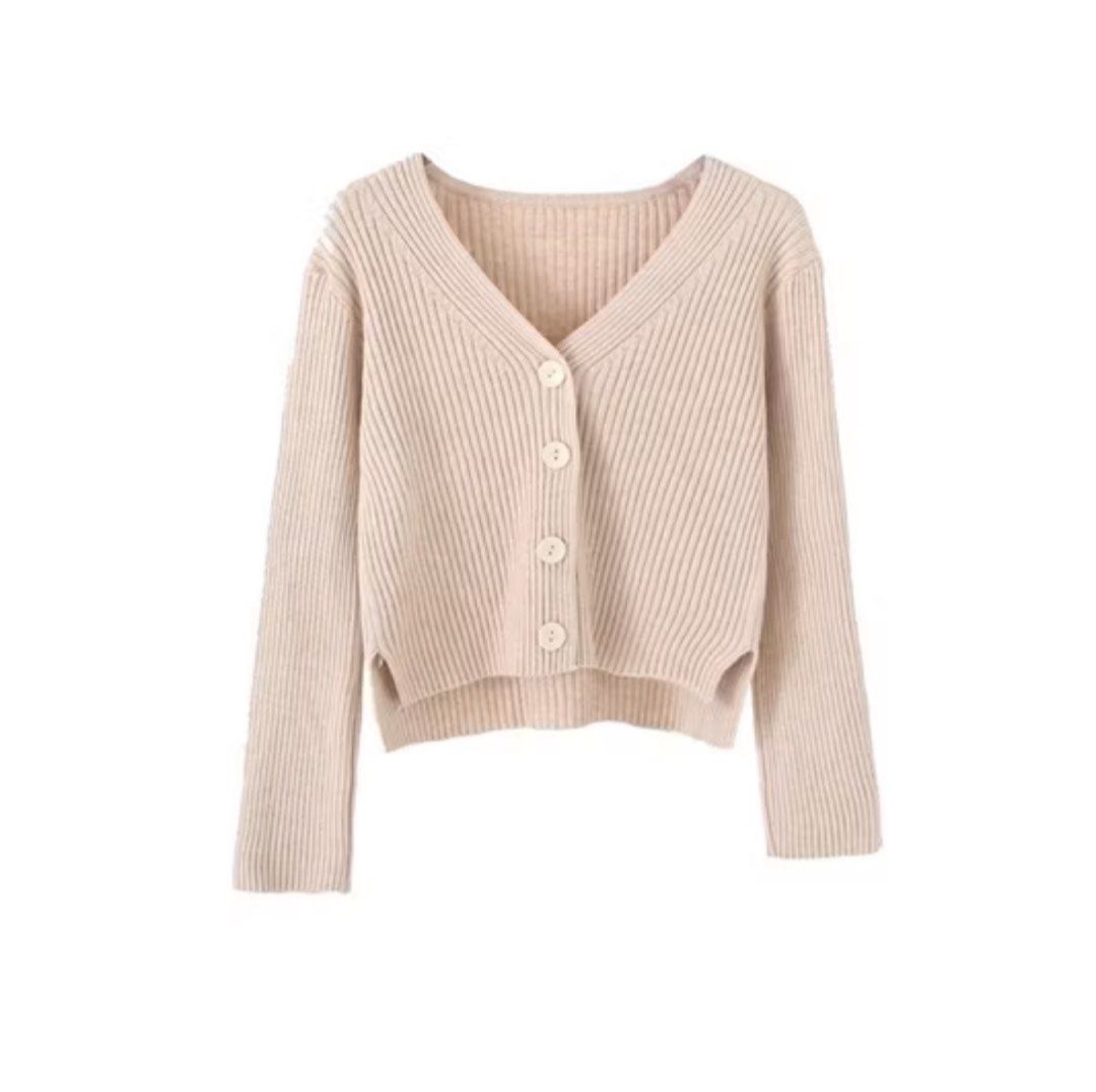 Beige Skintone Button Up Cardigan Popchic (Category: Coats, Jackets and Outerwear) located in Manila. Submitted by byemystufff (Listing ID 1350949493, Image 1). Description: XS-S.