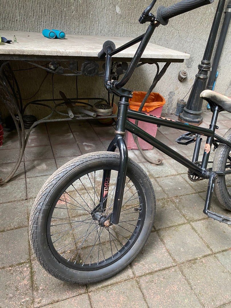 BMX BIKE - MONGOOSE (Category: Bicycles) located in Manila. Submitted by snackaroonie (Listing ID 1350978755, Image 3). Description: BMX BIKE - MONGOOSE Pre loved BMX used from 2020-2022 during pandemic. Ready to ride and looking for a new rider! Specs below: Mongoose Legion 40 - 3pcs. Cranks - 25T chain ring, 9T rear cassette - 20" wheels (issue at back wheel, torn from riding. See photo) - Top load stem - U-Brake system included but currently r