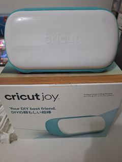 CRICUT JOY & TOOLS