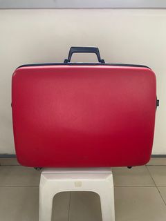 (Kategori: ) berada di . Dikirim oleh prelovedbyellie_ (ID iklan 1351029189, Gambar 1). Deskripsi: .