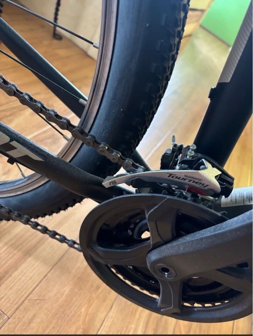 Giant atx mountain bike (Category: Bicycles) located in Manila. Submitted by malouraine70784 (Listing ID 1350933611, Image 2). Description: .