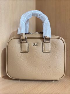 (Category: ) located in . Submitted by handed.down.shop (Listing ID 1350971949, Image 1). Description: .