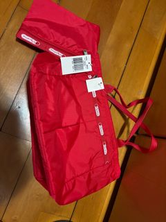 （分類：）位於 。 由 sai.sum 提交（商品編號 1350984512，圖片 1）。簡介： 。