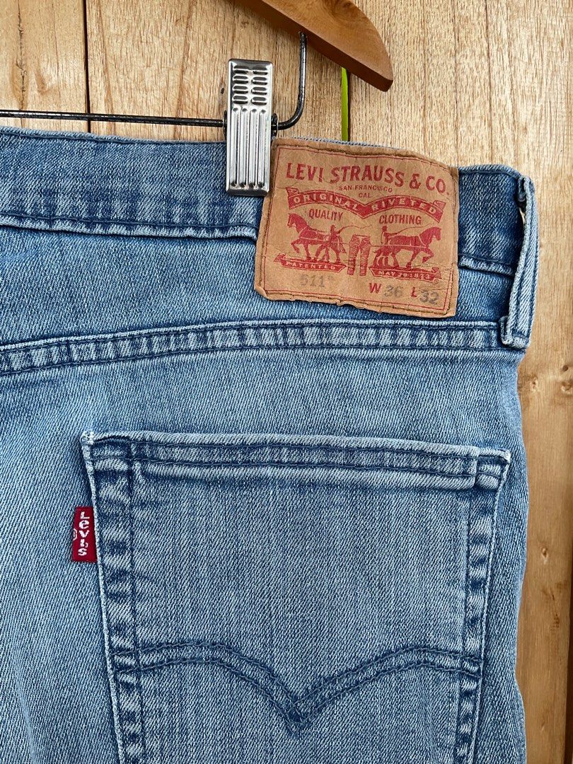 Levi's Slim Straight Leg Cut Jeans (Category: Jeans) located in Ozamiz City. Submitted by thriftfarer (Listing ID 1350898240, Image 3). Description: Levi's Slim Straight Leg Cut Jeans waist: 36 length: 42 thigh: 11 leg opening: 7.5 condition: 9.3/10 issue: minimal fraying lang sa may tuhod.
